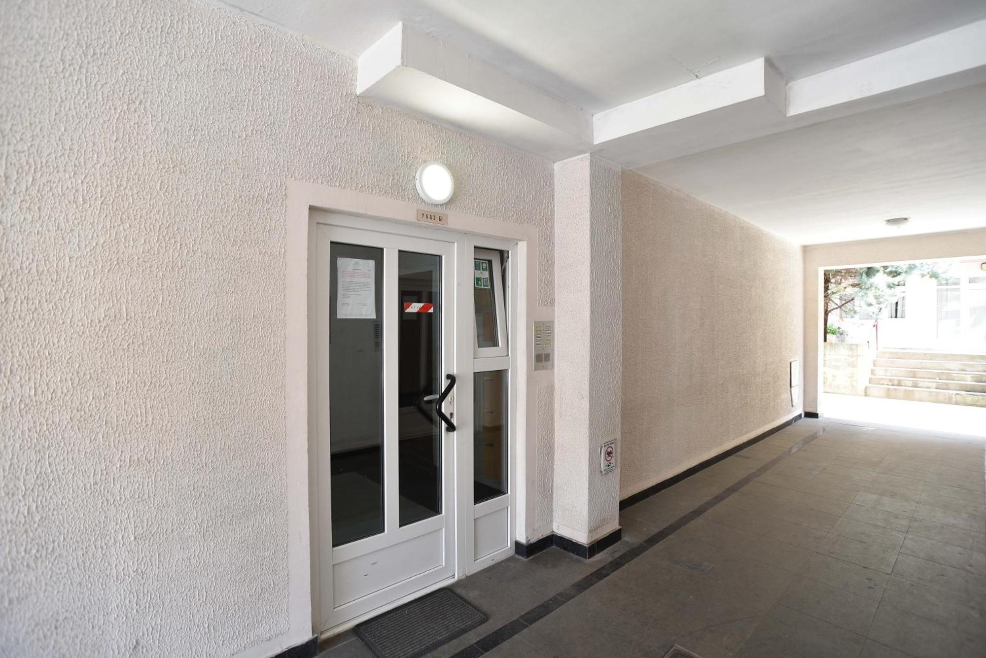 Comfort Apartment Near The Beach Budva Bagian luar foto