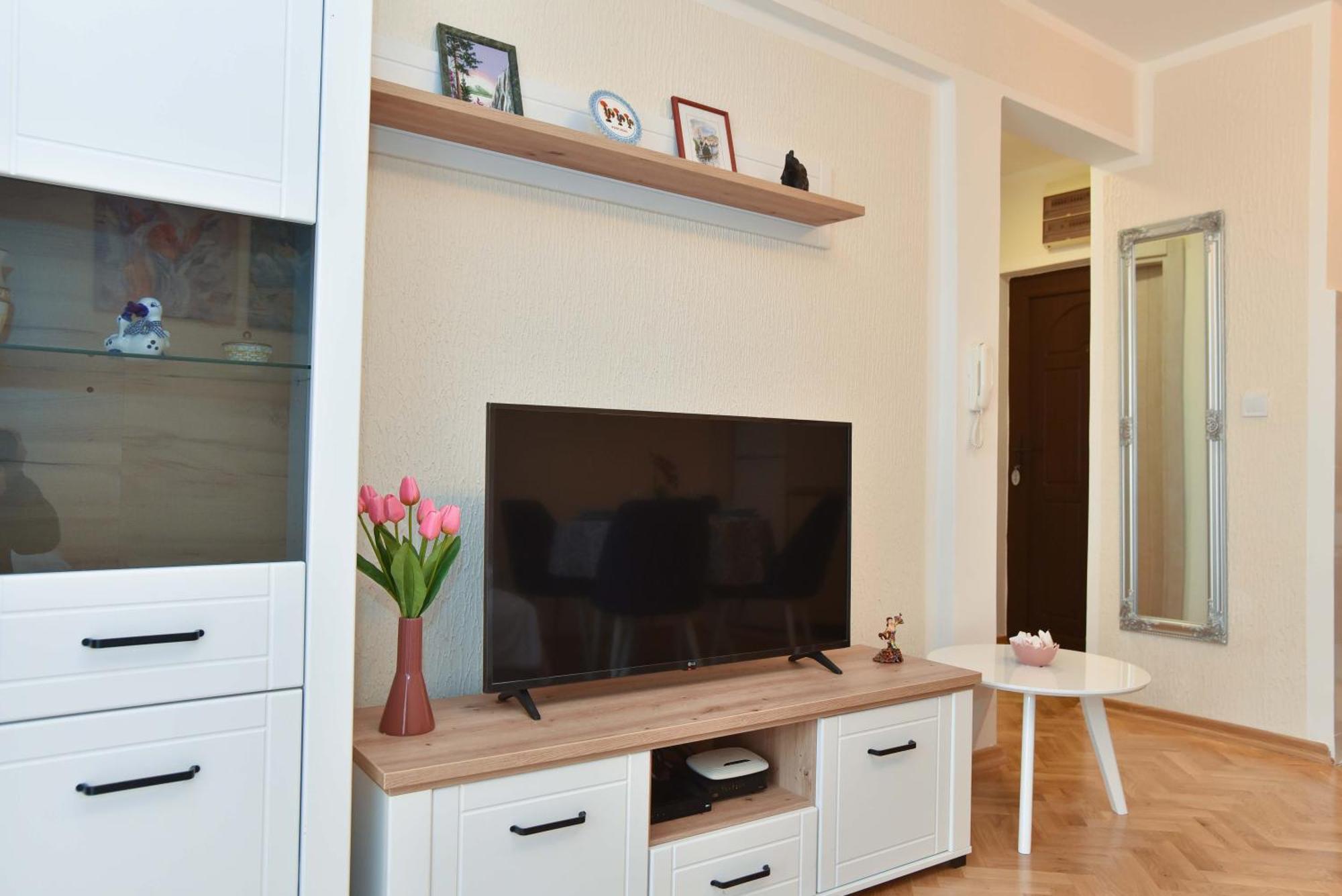 Comfort Apartment Near The Beach Budva Bagian luar foto