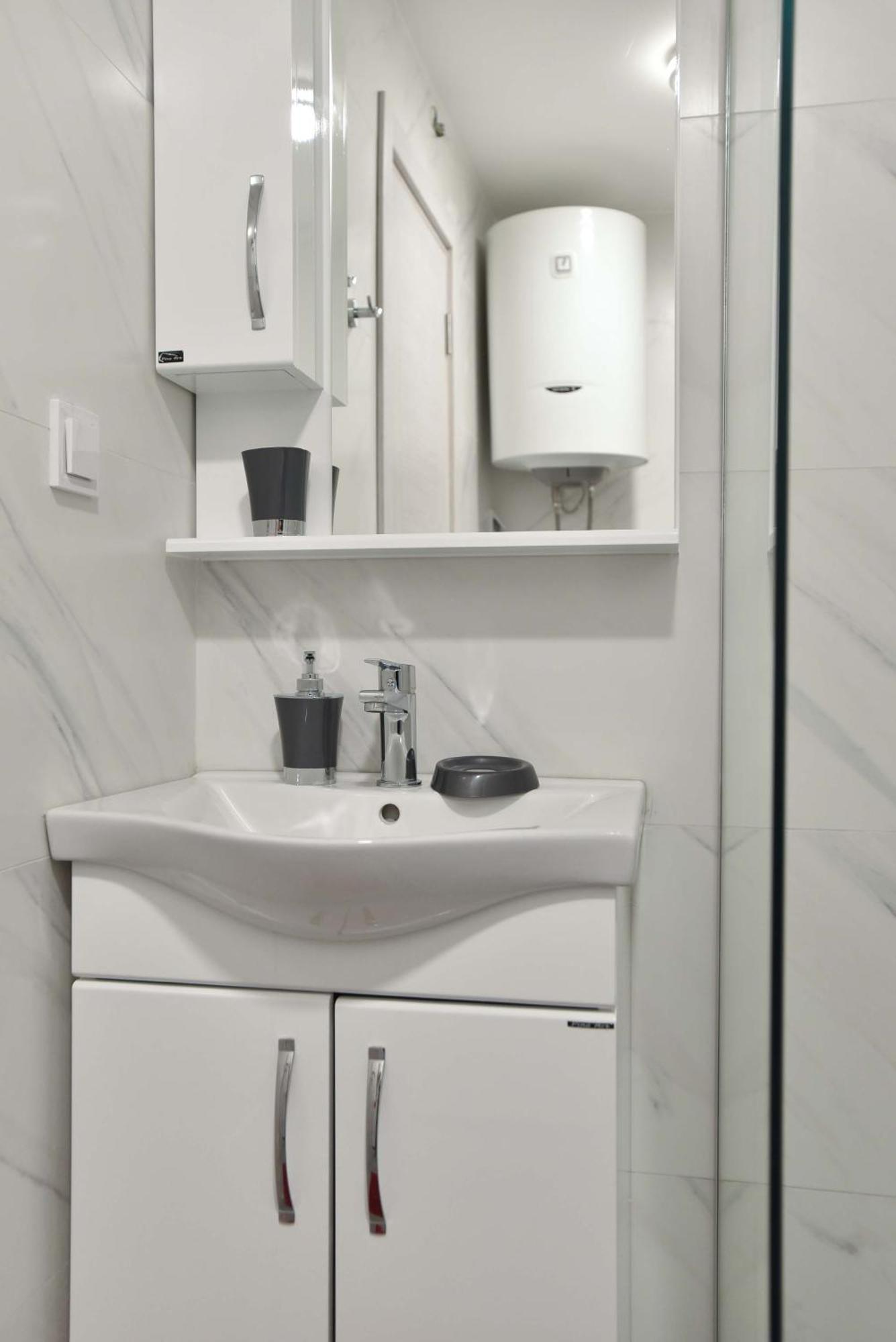 Comfort Apartment Near The Beach Budva Bagian luar foto
