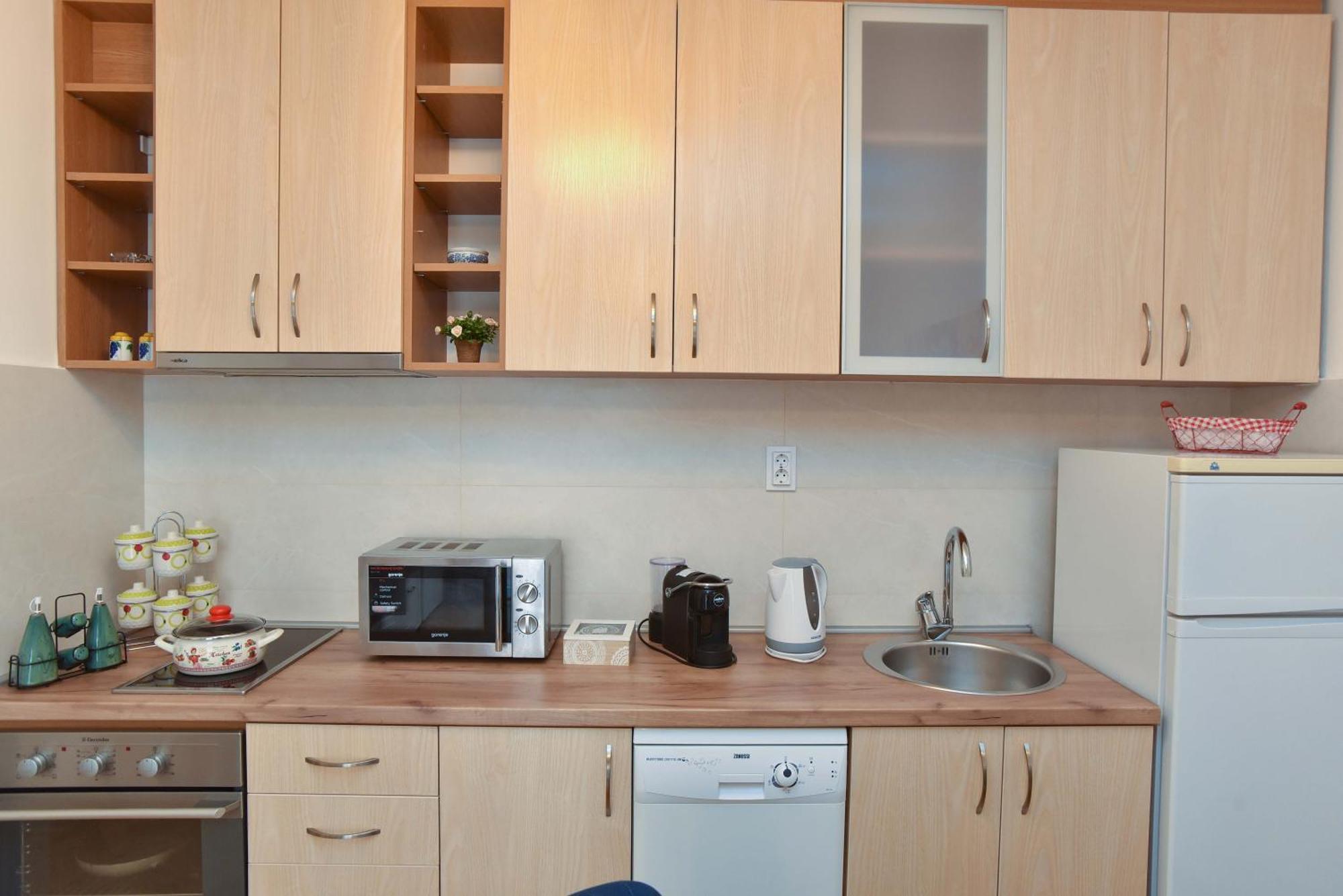 Comfort Apartment Near The Beach Budva Bagian luar foto